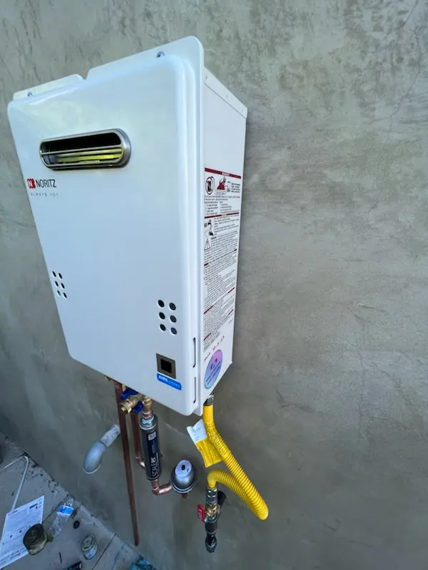 Tankless water heater installation for Mundys Corner homes